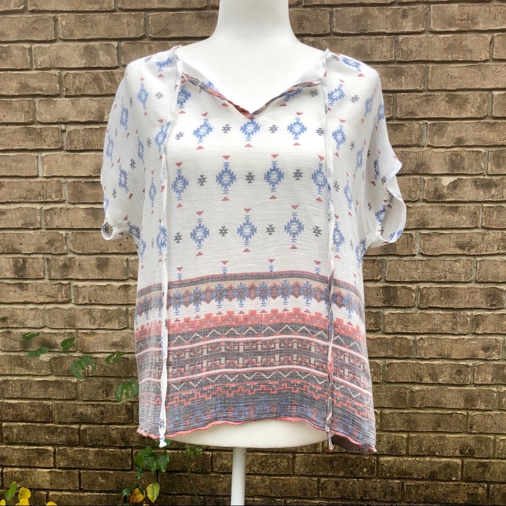 Bobeau: lightweight boxy top